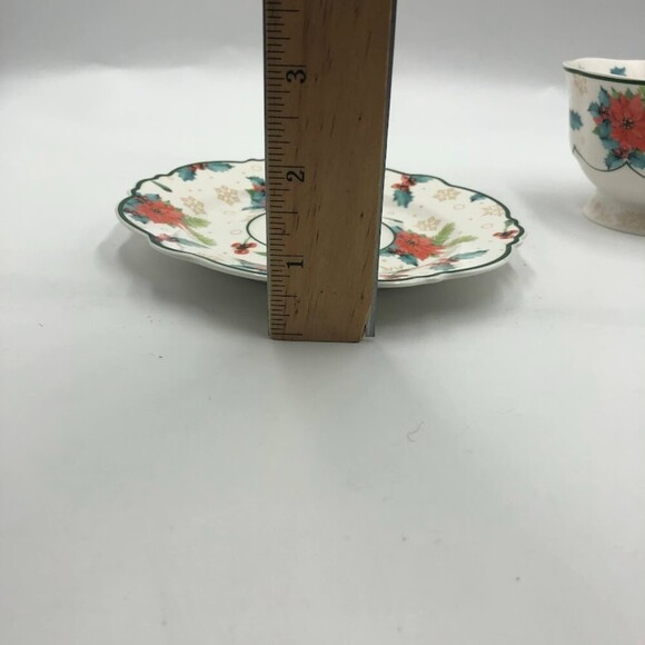 Eileen's Reserve New Anchor Inc Tea Cup and Saucer Set Poinsettia Floral Design - Picture 13 of 14